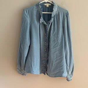 Treasure & Bond • Ruffled blue and white pinstriped button down